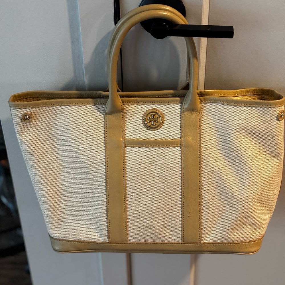 Tory Burch Beige and Tan Canvas Brooke Tote Bag - Picture 2 of 9